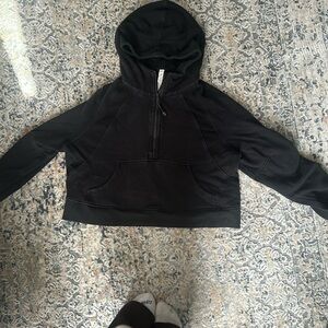 Black lululemon scuba